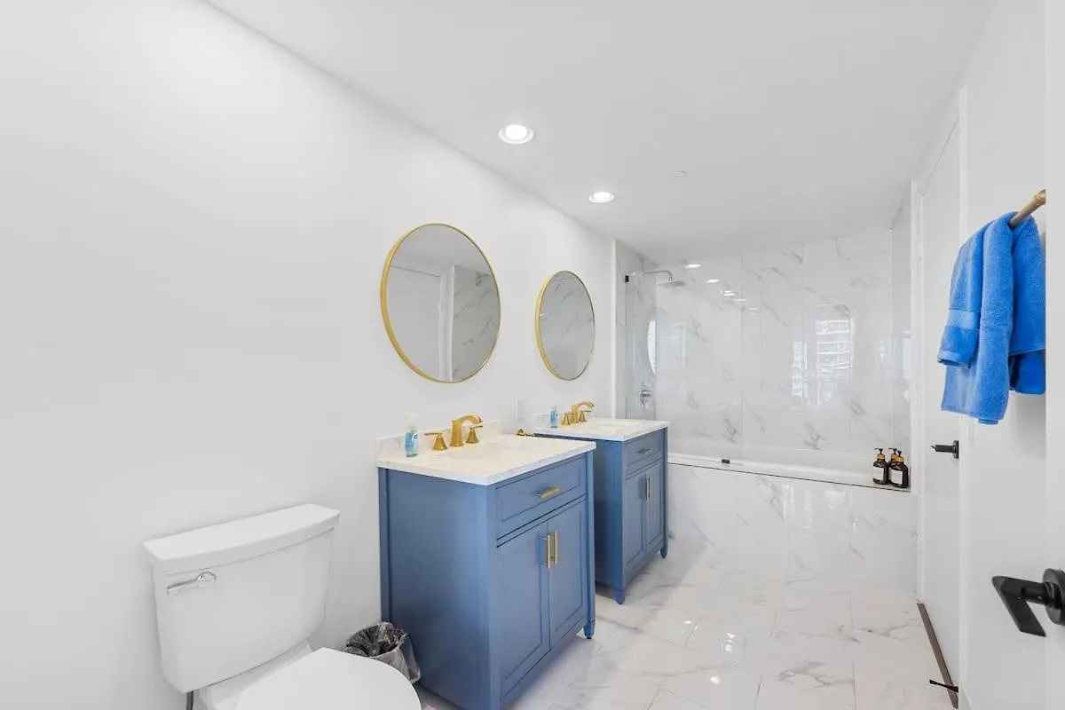 Penthouse Icon W Waterviews Balcony Brickell 度假居