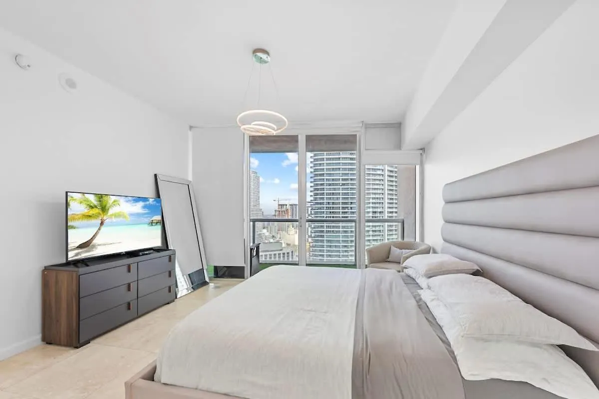 Penthouse Icon W Waterviews Balcony Brickell 度假居