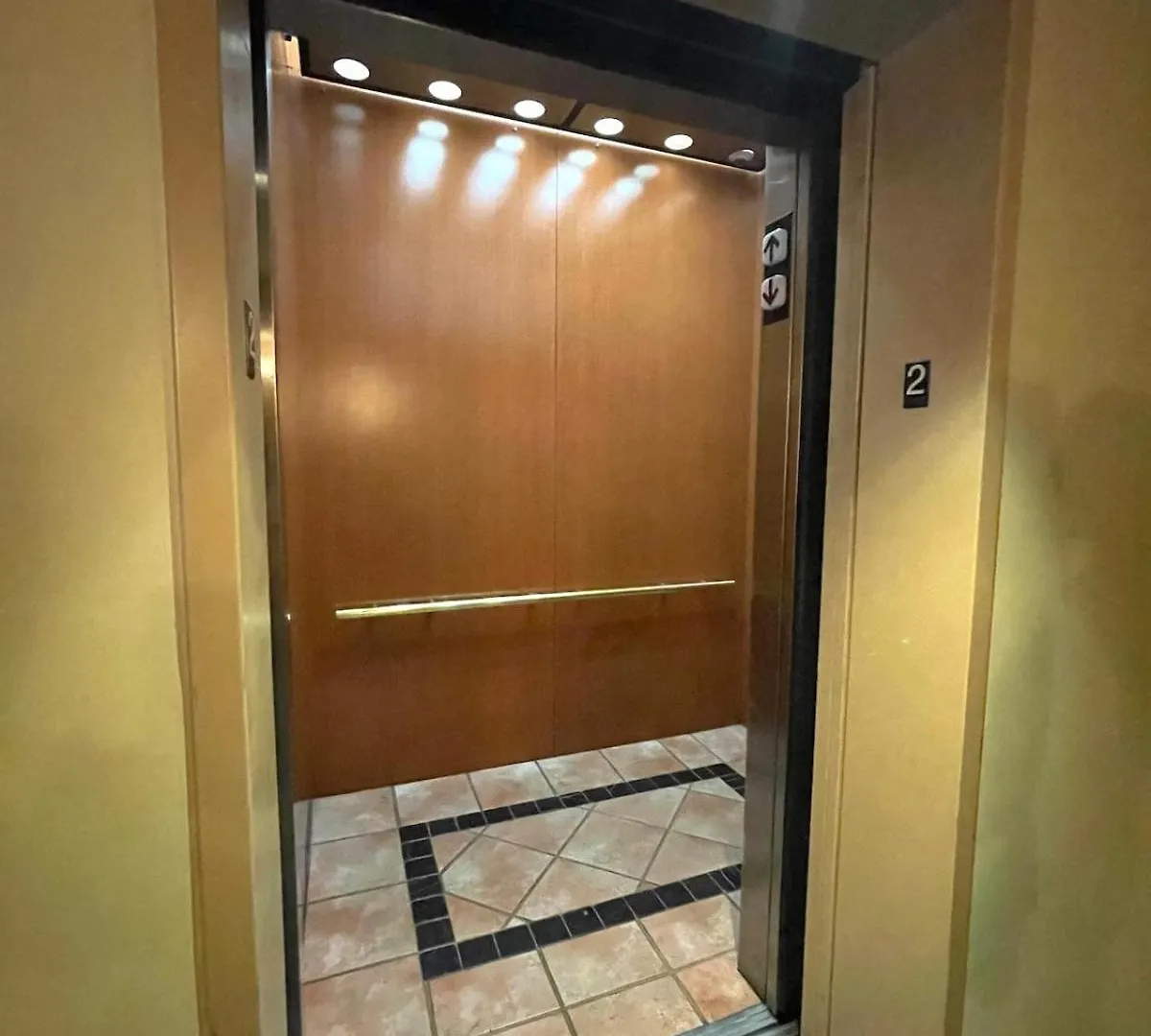 2 Bedrooms At Yacht Club Of Aventura 아파트 마이애미