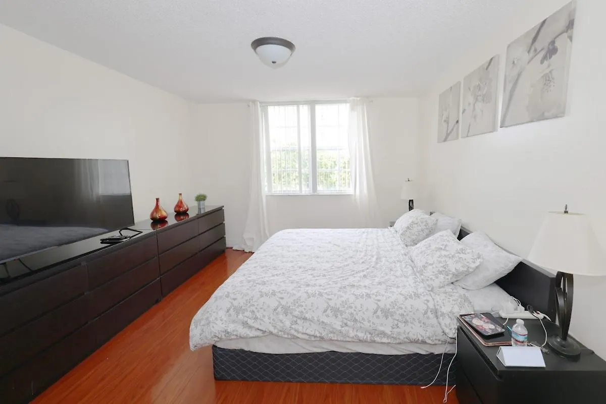 아파트 2 Bedrooms At Yacht Club Of Aventura *