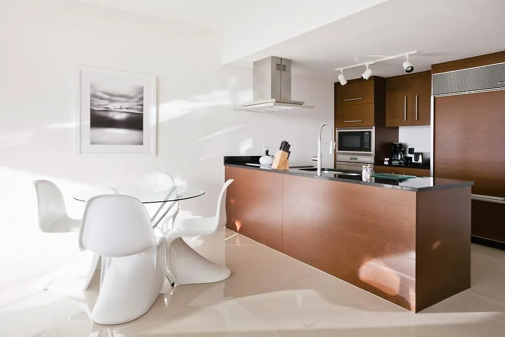 Sky At Brickell Bay Daire *