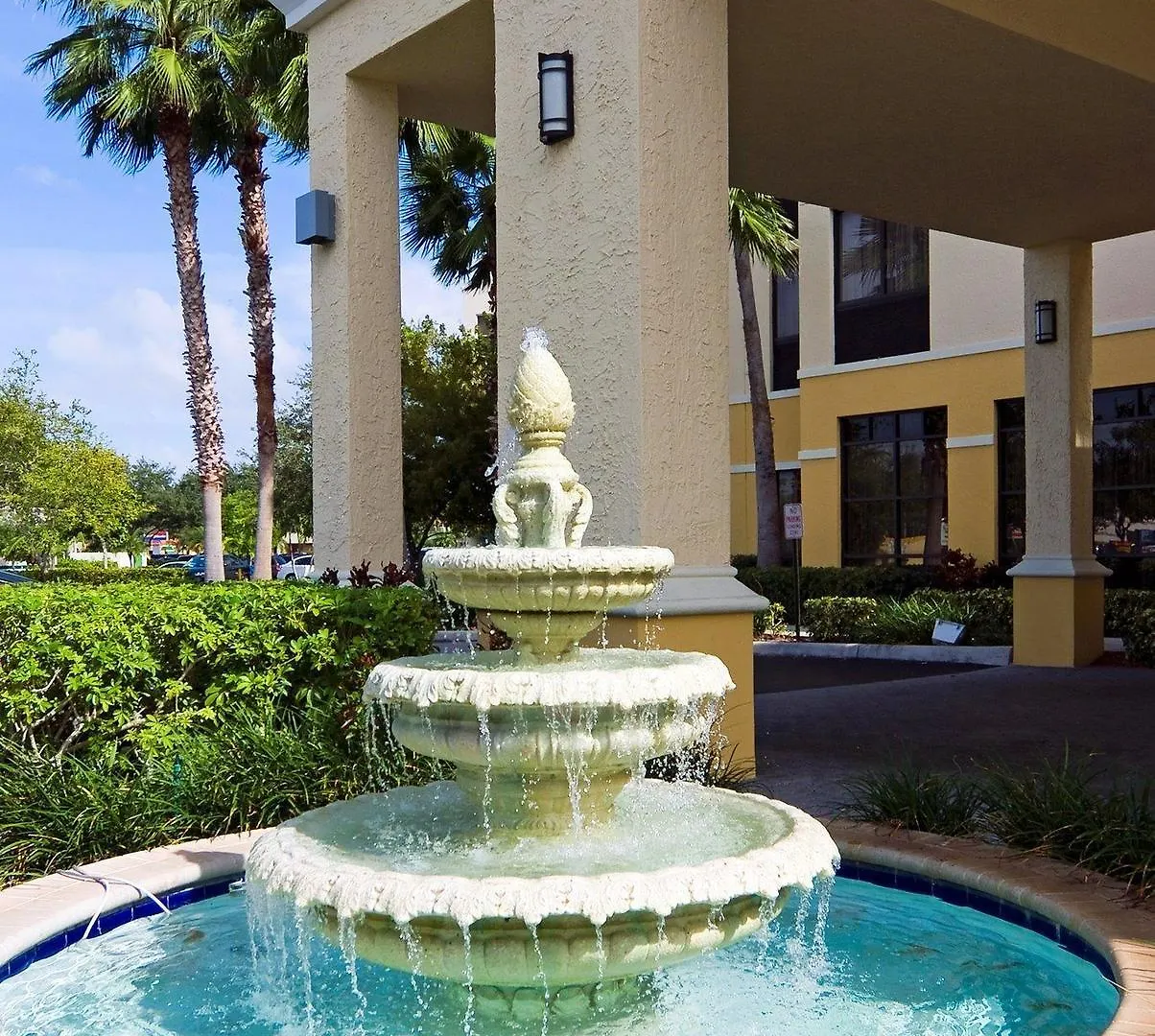 Express & East-miami By Ihg Hotel