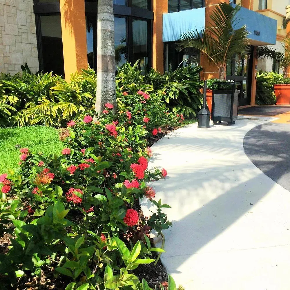 Western Miami Executive Airport And 3*