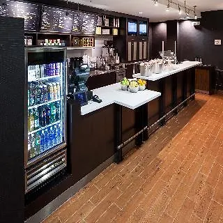 Courtyard By Marriott Miami At Dolphin Mall Hotel