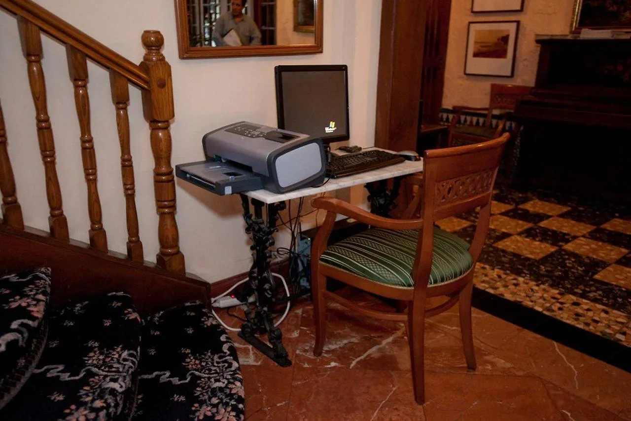 Otel St. Michel 3*