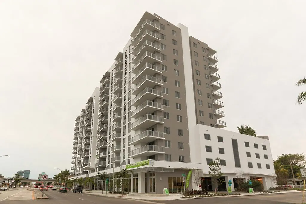 公寓 Pelicanstay In Coconut Grove Miami 科勒尔盖布尔斯