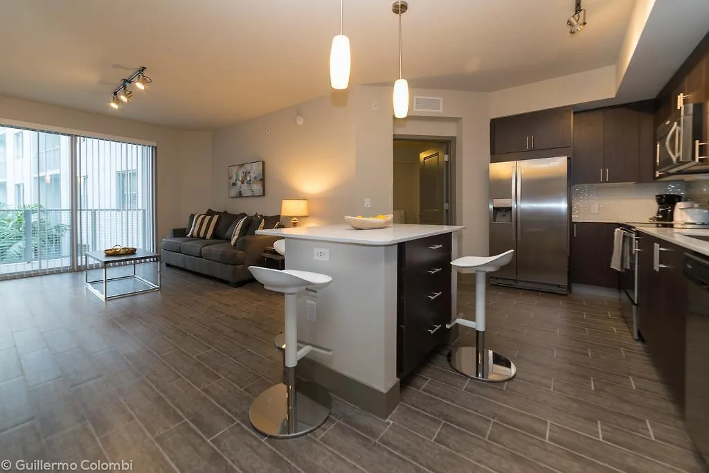 7440 Dadeland By Vacations Apartament