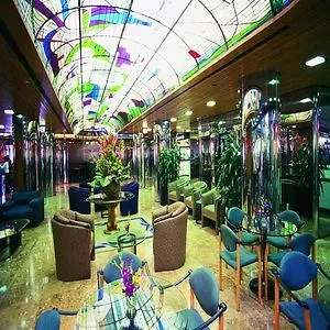 International Airport 3*