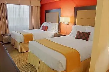 Express & East-miami By Ihg Hotel