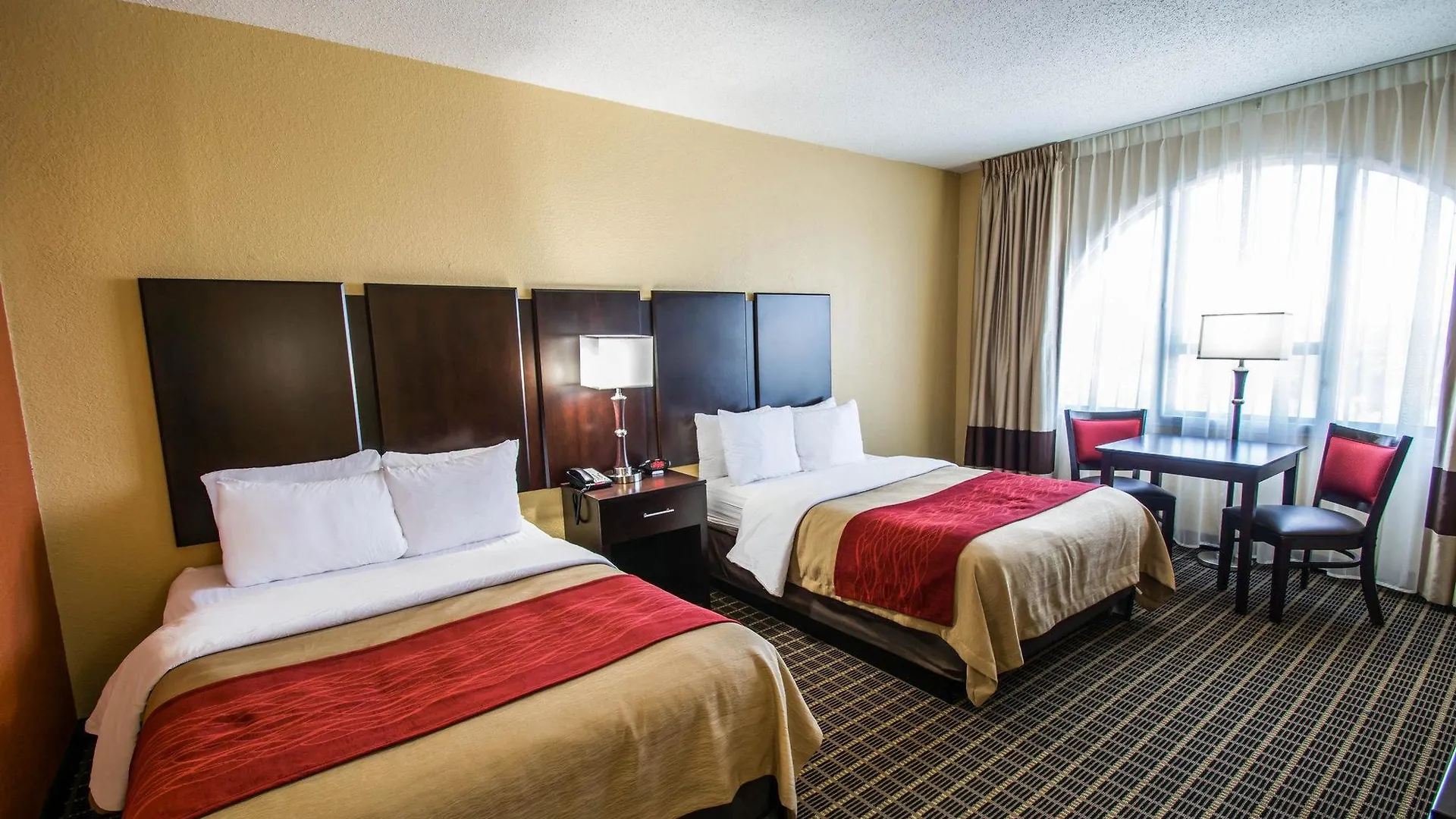 Clarion & Miami International Airport Hotel