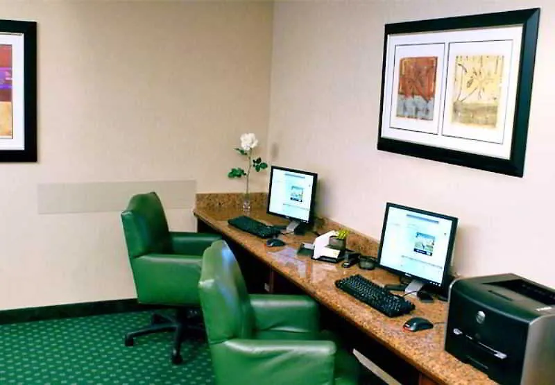Courtyard By Marriott Miami At Dolphin Mall Sweetwater
