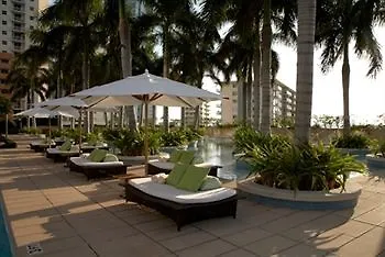 Four Seasons - Luxury Private Residences Aparthotel