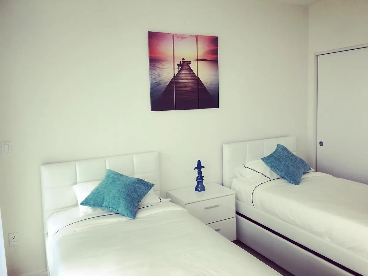 Starlight Suites Apartment *