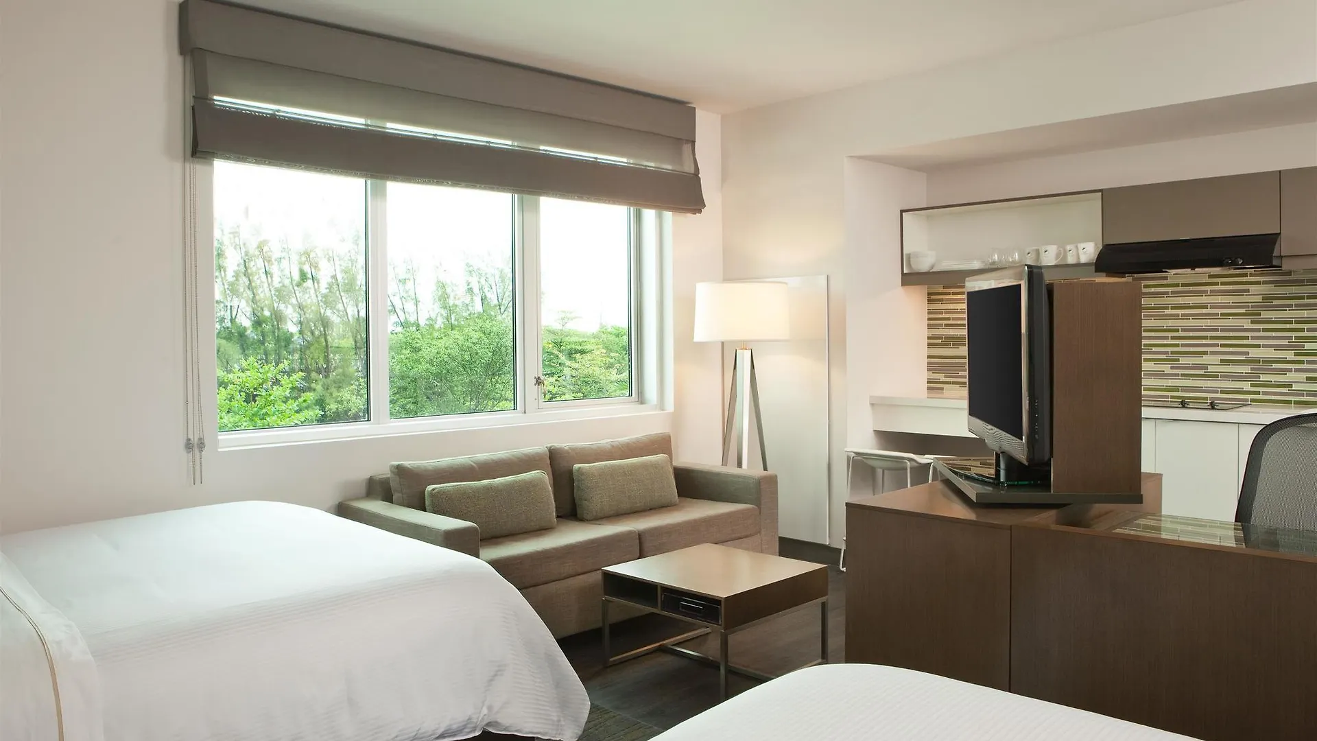 Element International Airport Hotel Miami