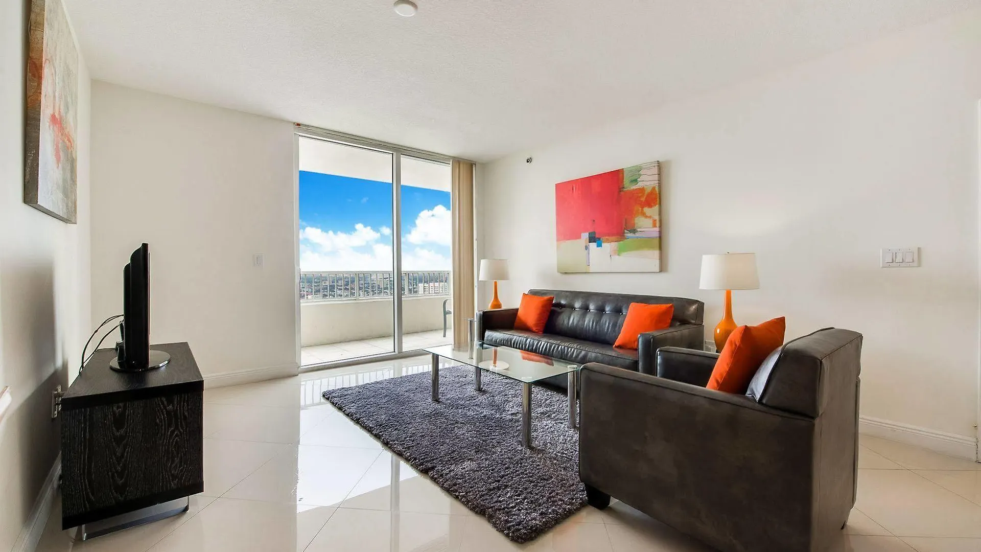 Churchill Brickell - One Broadway Aparthotel Miami