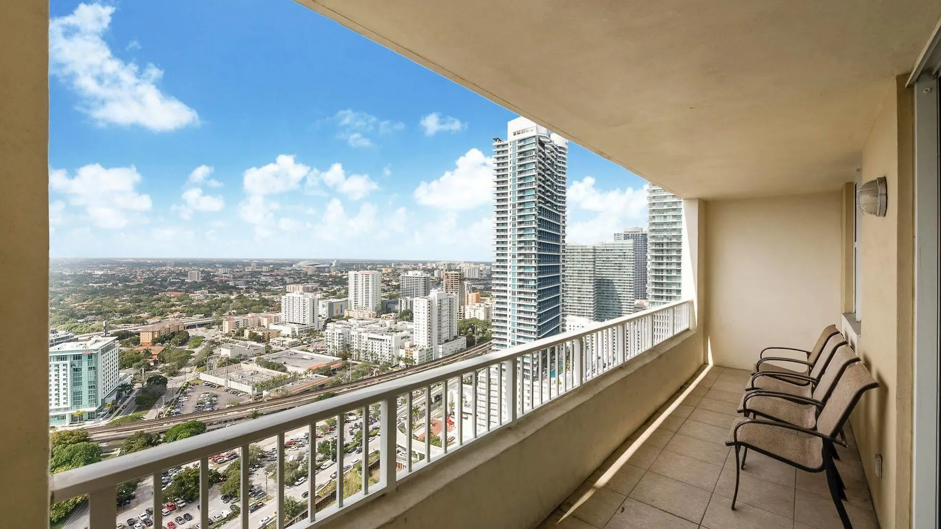 Aparthotel Churchill Brickell - One Broadway Miami