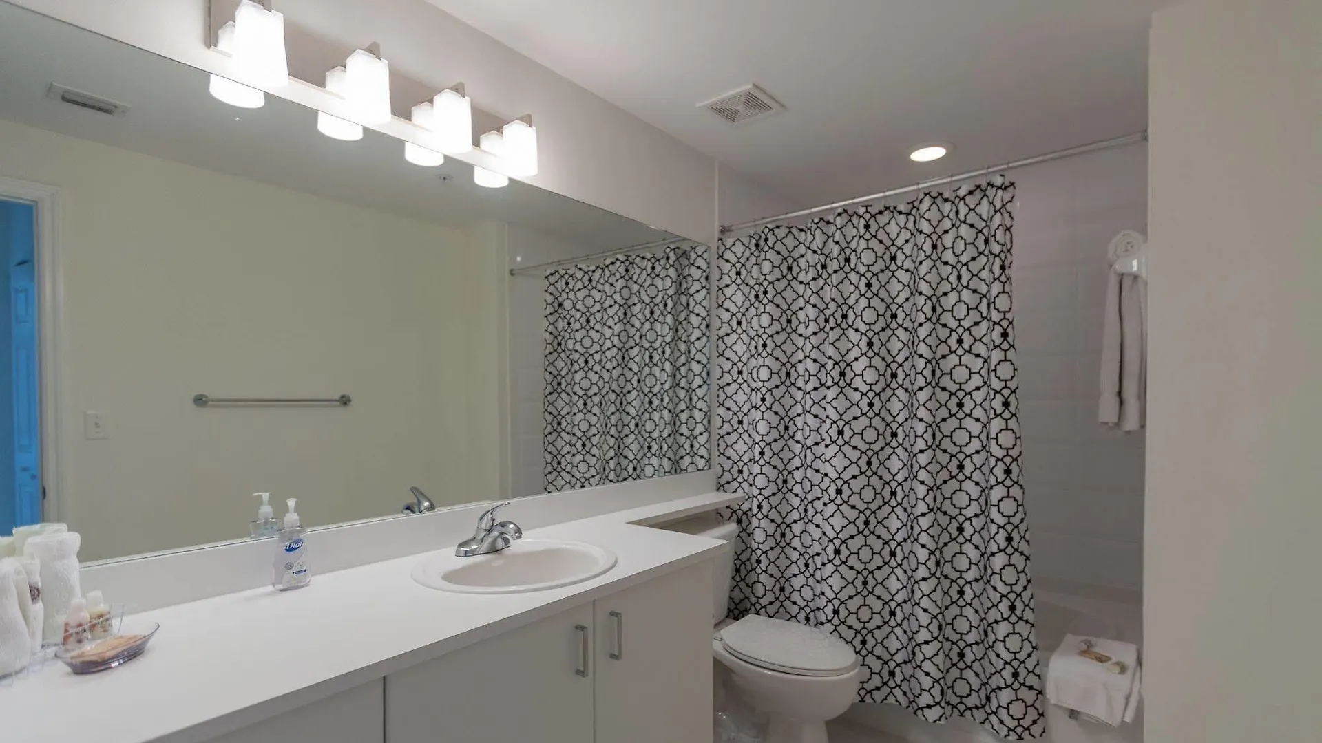 公寓 Pelicanstay In Coconut Grove Miami 科勒尔盖布尔斯