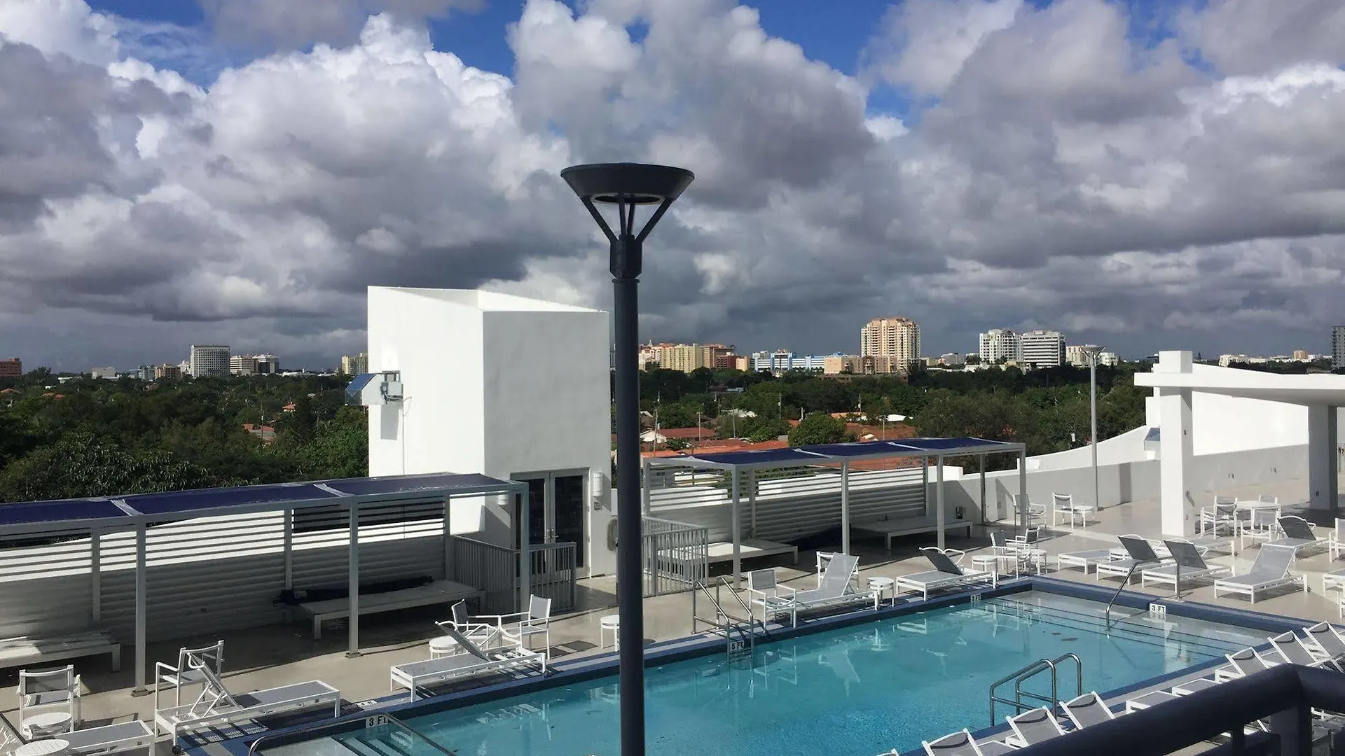 Pelicanstay In Coconut Grove Miami * 科勒尔盖布尔斯