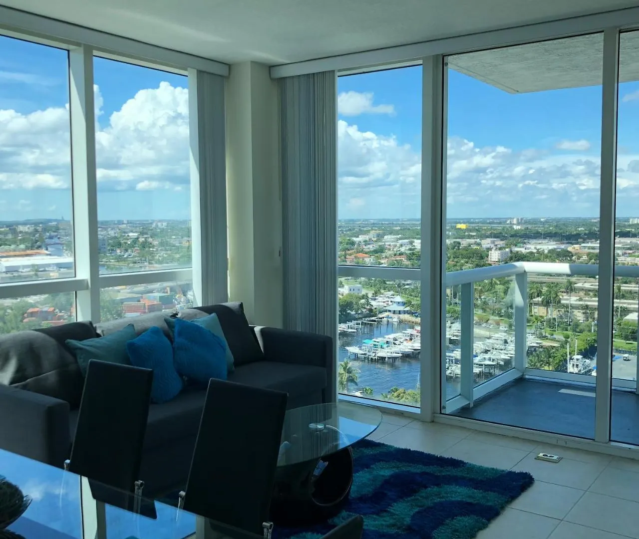 Starlight Suites Apartment