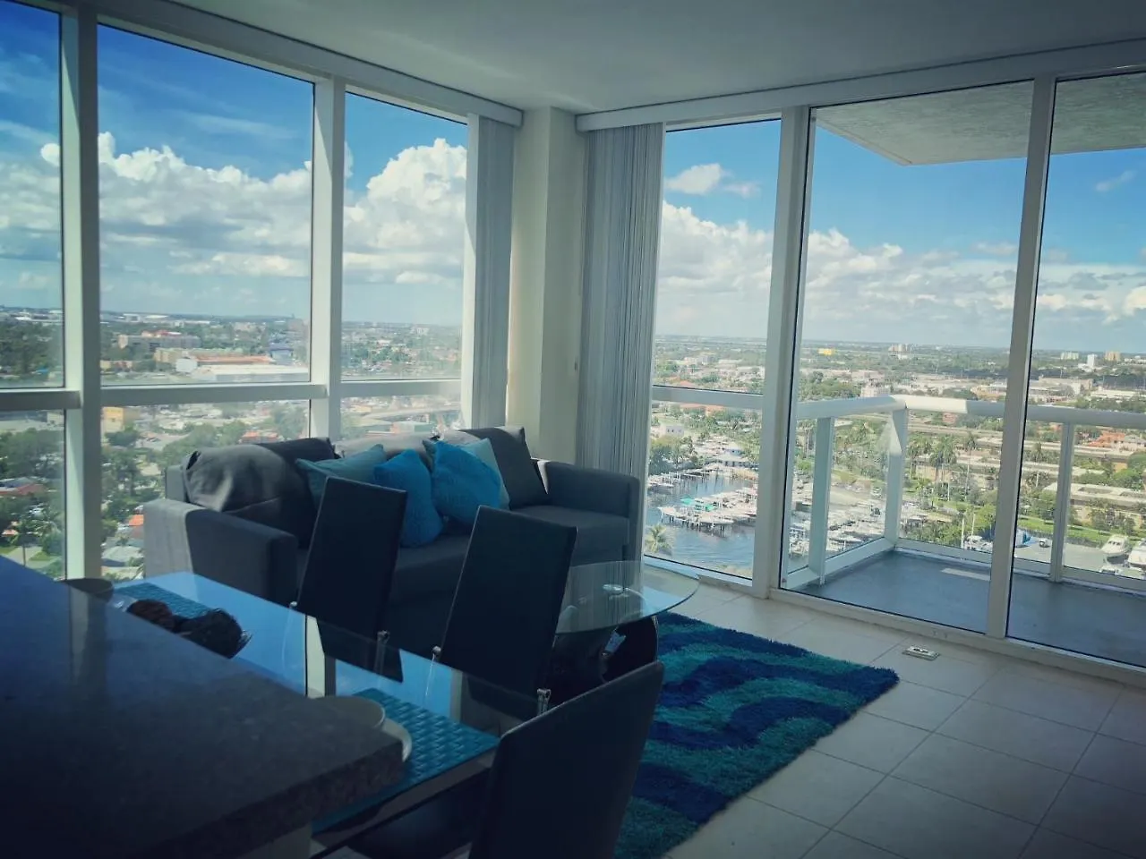 Starlight Suites *