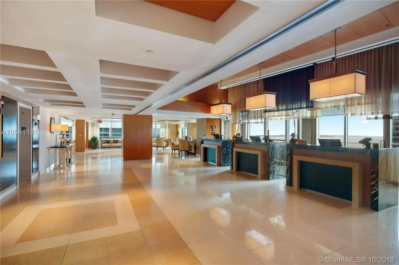 Appartement Brickell Aka *