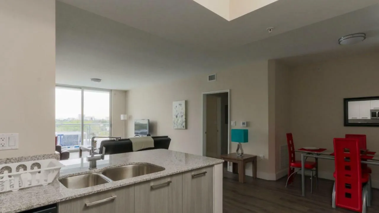 Pelicanstay In Coconut Grove Miami * 科勒尔盖布尔斯
