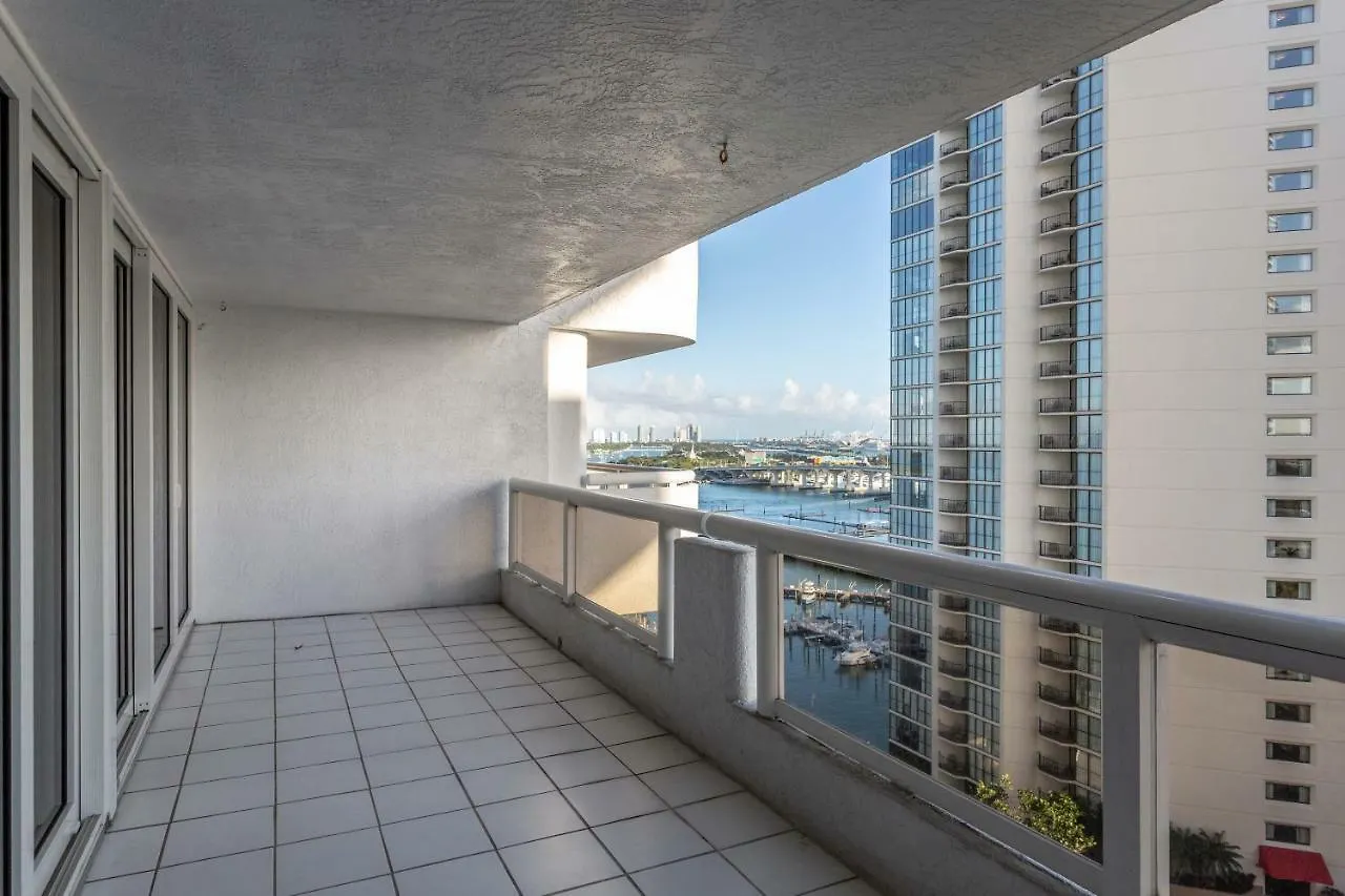 Spacious One Bedroom Centrally Located Apartment *