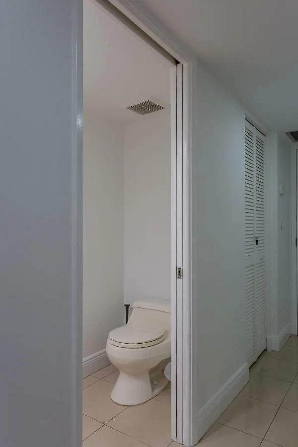Apartment Spacious One Bedroom Centrally Located Doral