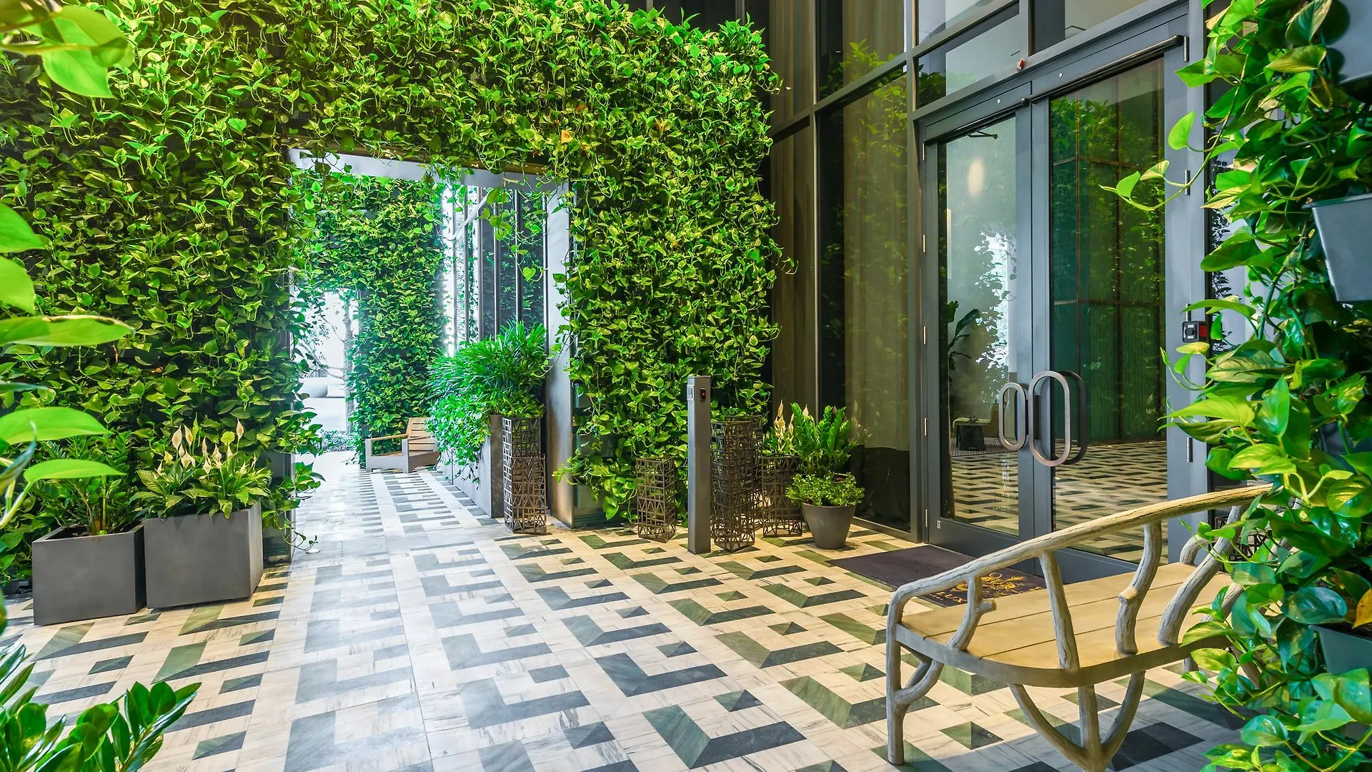 Hotel Sls Lux Brickell Miami