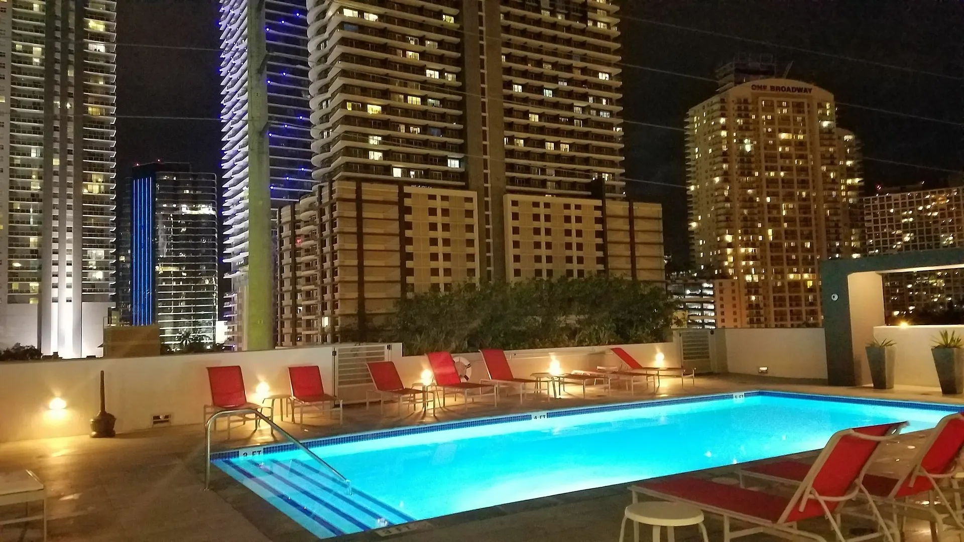 By Vacation District Apartment Miami