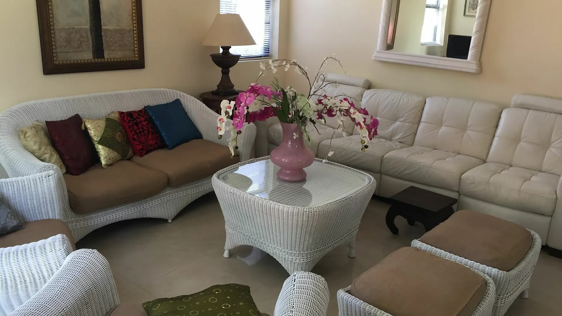 Cacha Garin Art House شقة