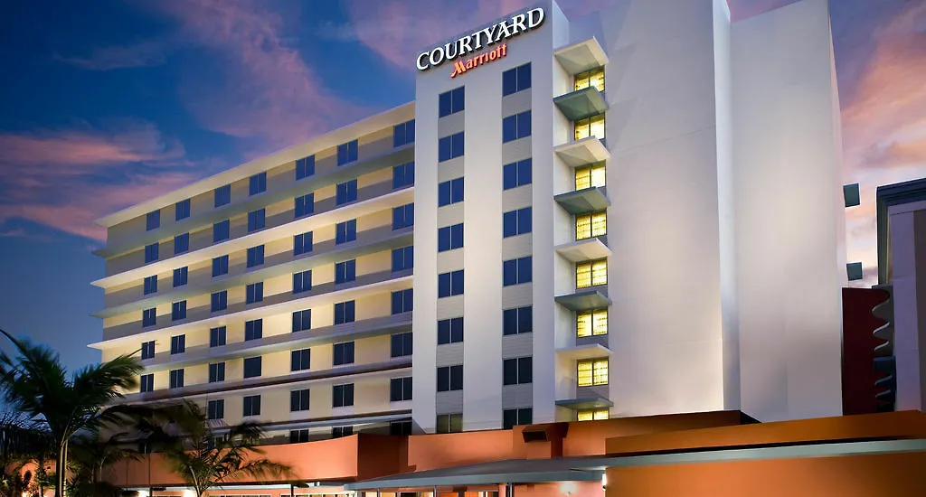 Courtyard By Marriott Airport 3*