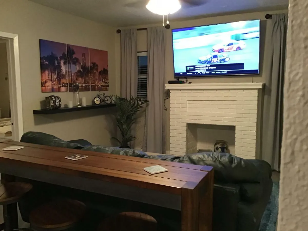 Modern 3/1 House Close To Beaches And Midtown Miami