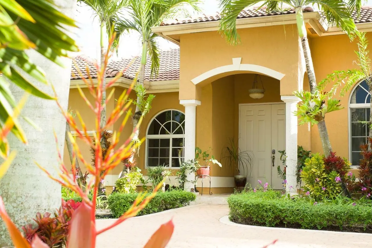Homestay Yuli's Miami