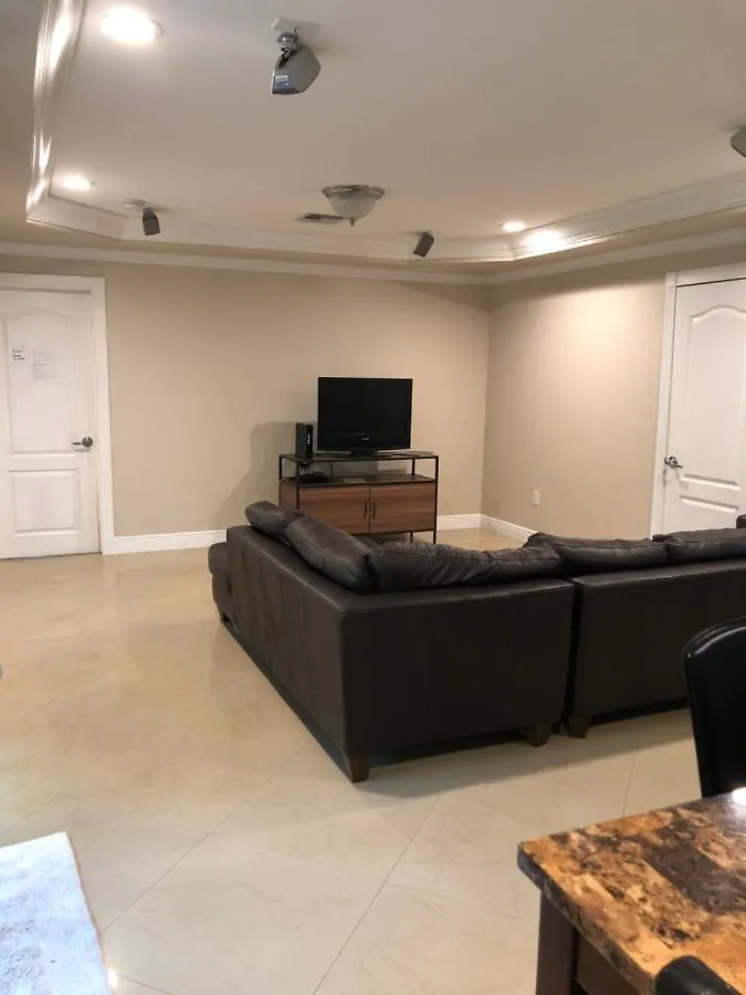 House World Connect Pansiyon