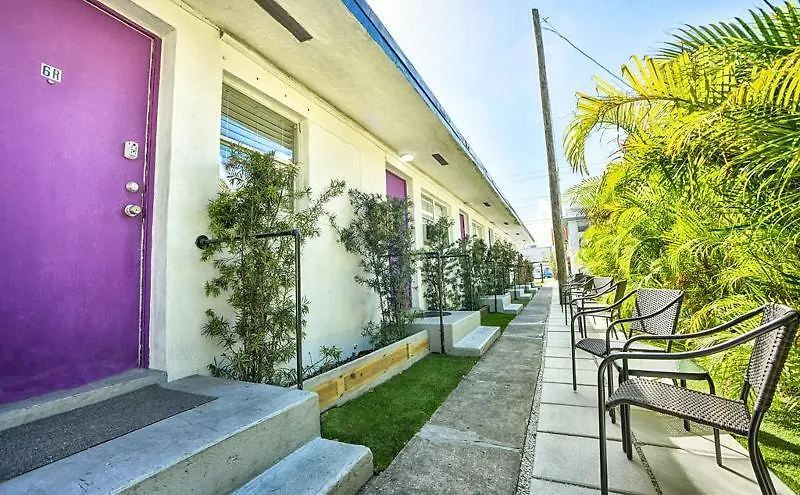 Krymwood Flats - Bright & Chic Apartment *