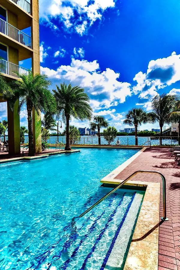 Mare Azur Luxury By Grand Bay Apartmán *