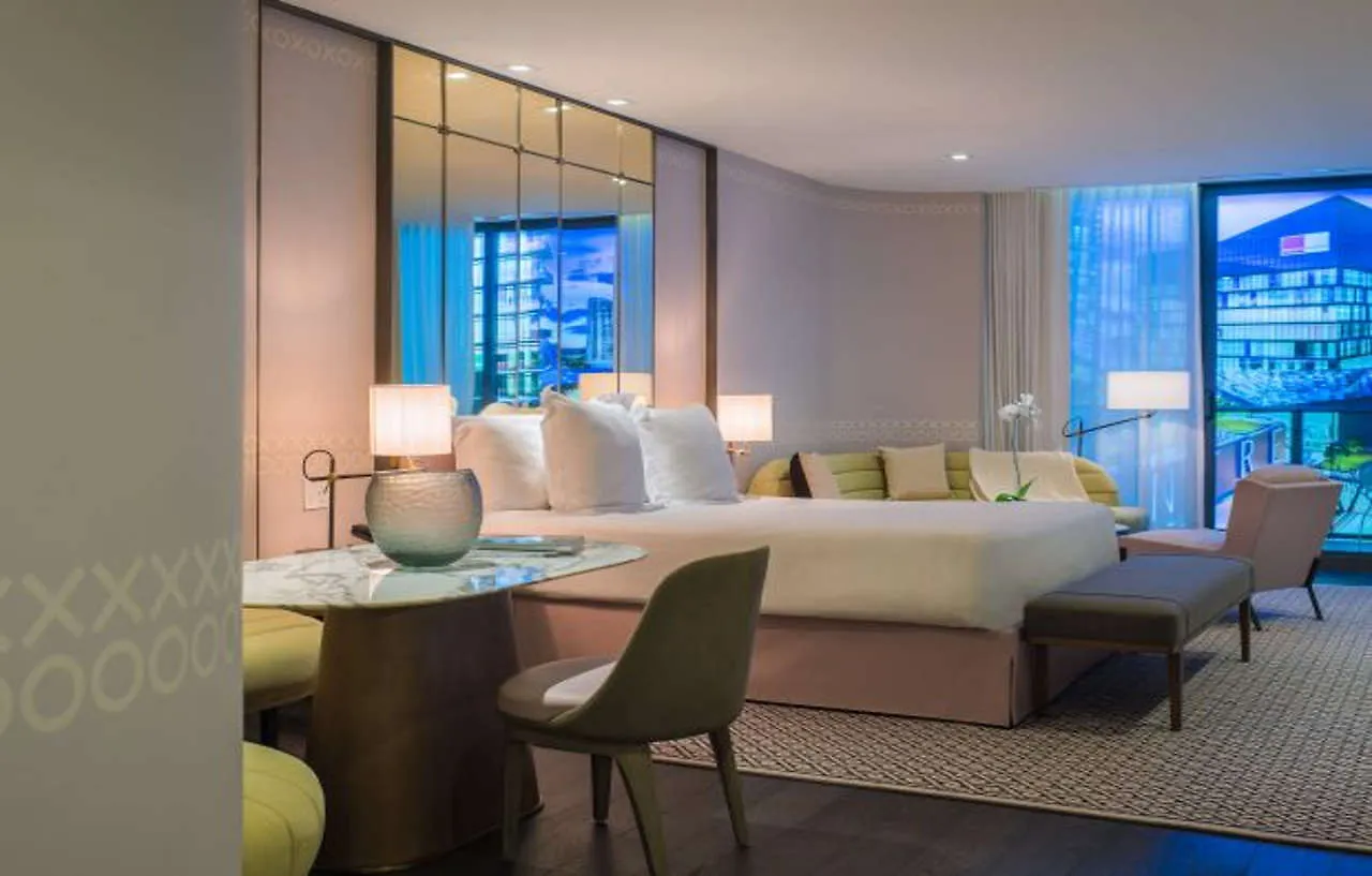 Hotel Sls Lux Brickell Miami