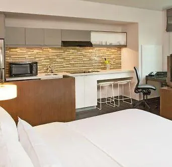 Element International Airport 3* Miami