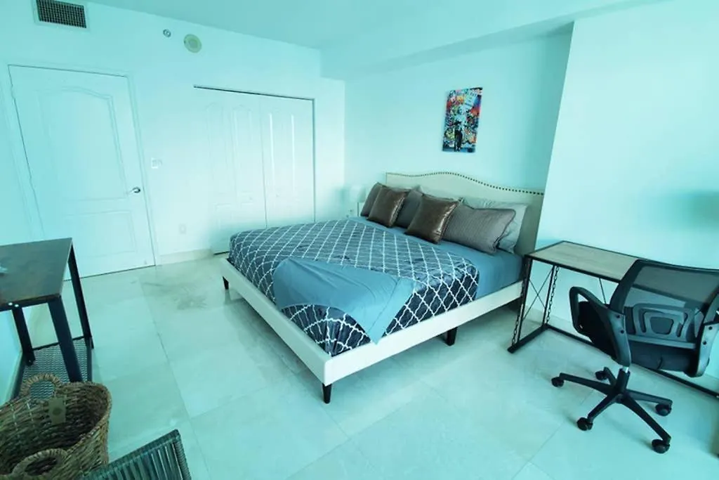 Luxury Penthouse Brickell 3 Bedrooms Free Parking Apartment Miami