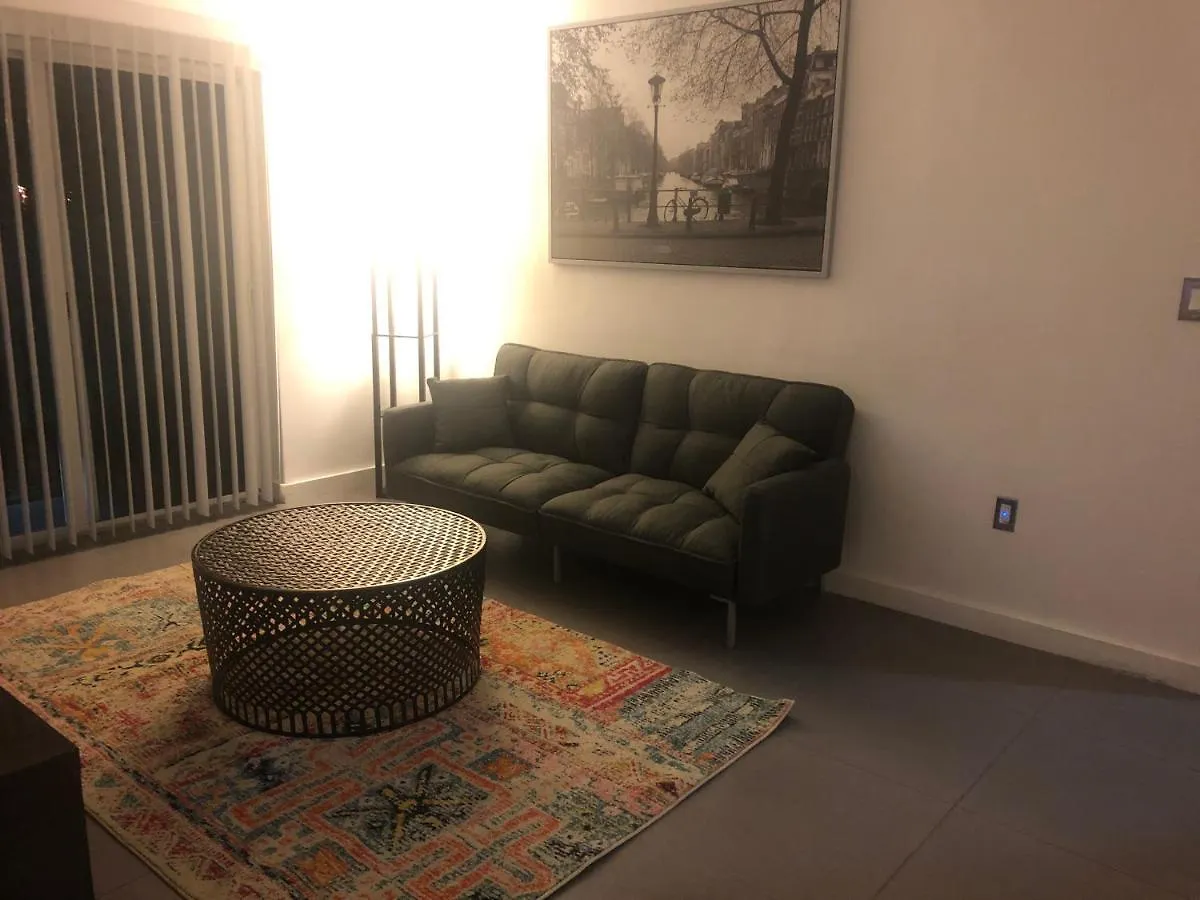 Explore Wynwood 2bedrooms And Free Parking Апартаменты