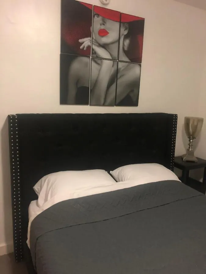 Апартаменты Explore Wynwood 2bedrooms And Free Parking
