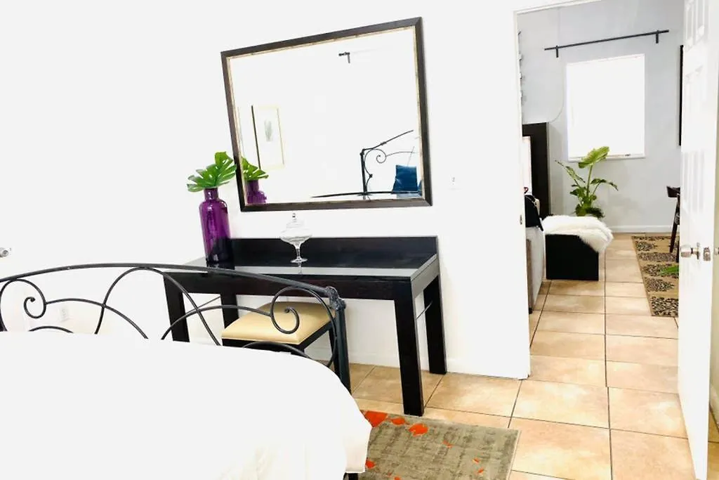 Xanadu Villas - 3 Bedroom House Or 2 Bedroom 迈阿密