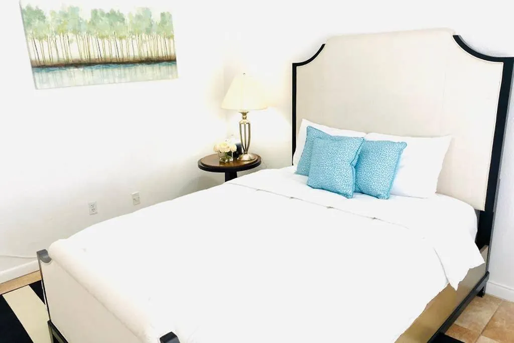 Xanadu Villas - 3 Bedroom House Or 2 Bedroom 度假居 *