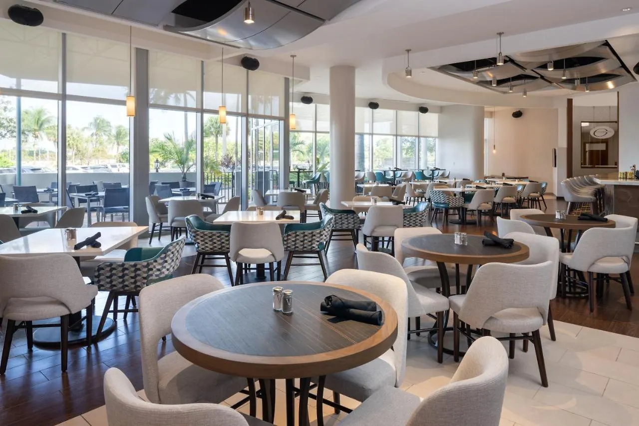 Courtyard By Marriott Airport 3* Miami