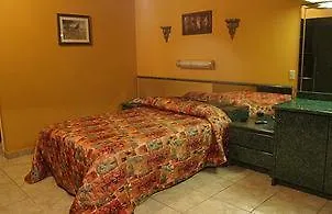 Hialeah - Adults Only 2* Miami